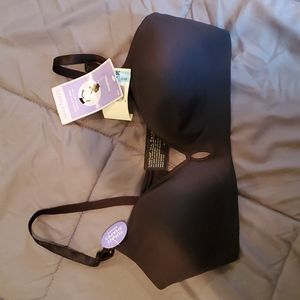 NWT Barely There Bra